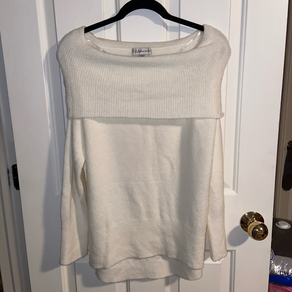 Neiman Marcus Cashmere Sweater